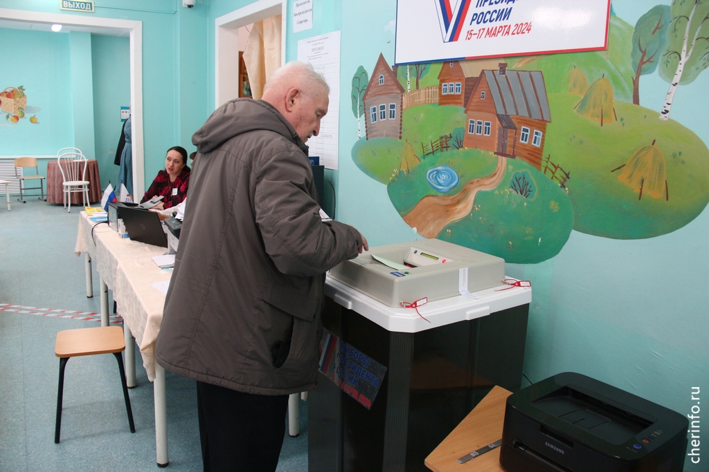 В Череповце в первый день выборов проголосовали 36,7% избирателей.